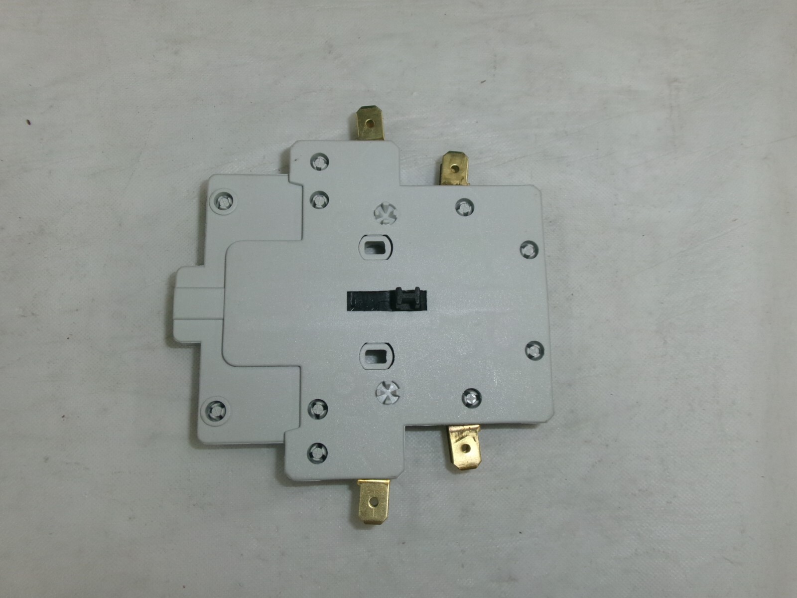 92324-MARS   MARS (MOTORS & ARMATURES) SWITCH AUX 1NO-1NC GE