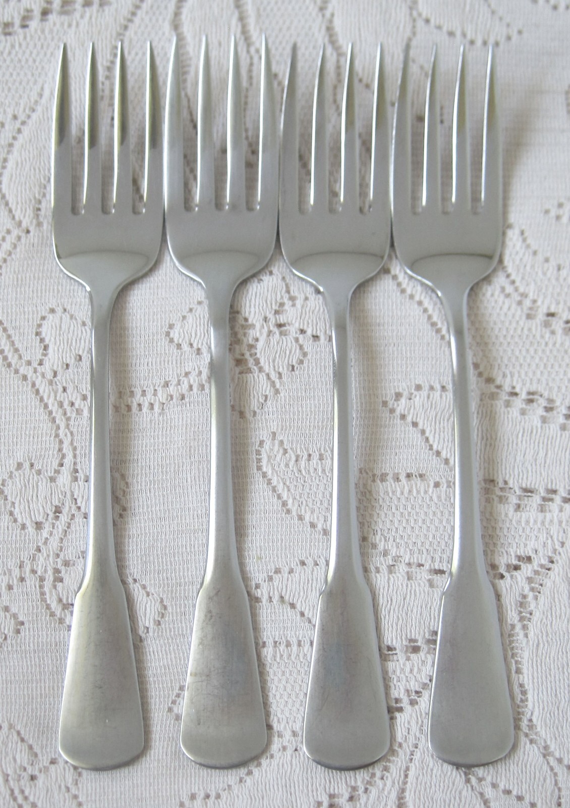 ONEIDA Stainless Flatware Colonial Boston Satin Minute Man Forks
