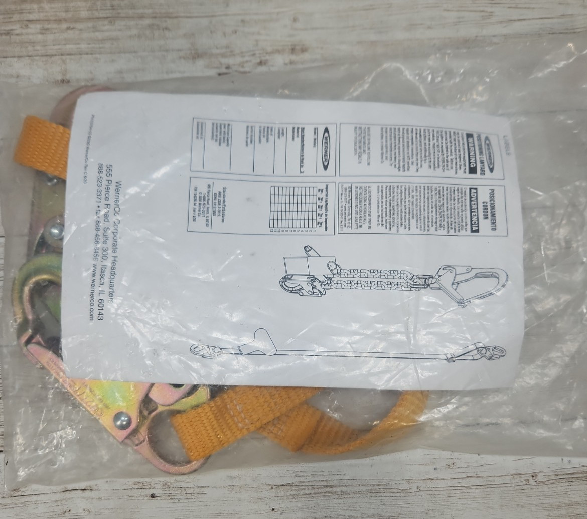 Werner C111104 4ft Web Positioning Lanyard 1in Polyester Web 2 Snap Hooks
