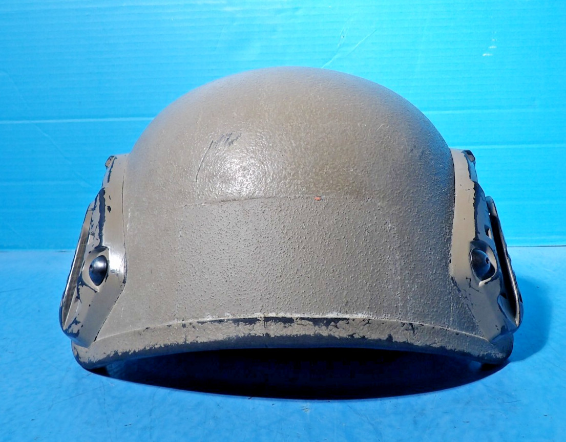 UNITED SHIELD INTERNATIONAL DELTA LEVEL IIIA FAST HELMET MEDIUM STRAPS PADS