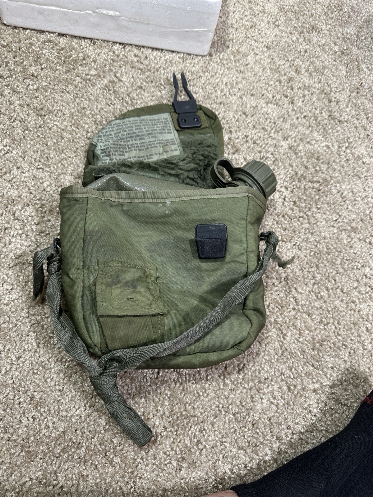 Vietnam War 2 Quart Collapsible US Canteen Hedwin Green w/ Strap