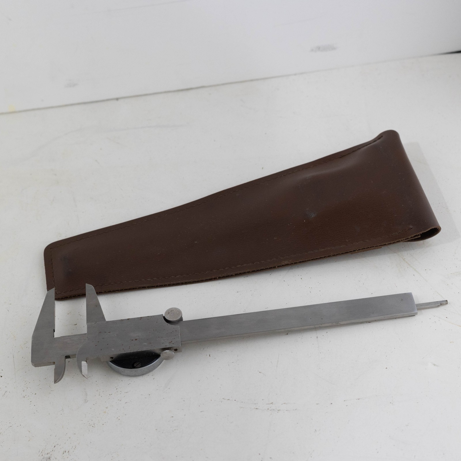 Fowler Helios (52-010-006) 6.5" Dial Caliper w/ Pouch
