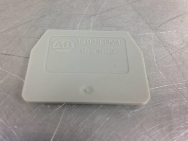 UpTo 44 NEW at MostElectric: 1492-EBM4 1492EBM4 NEW