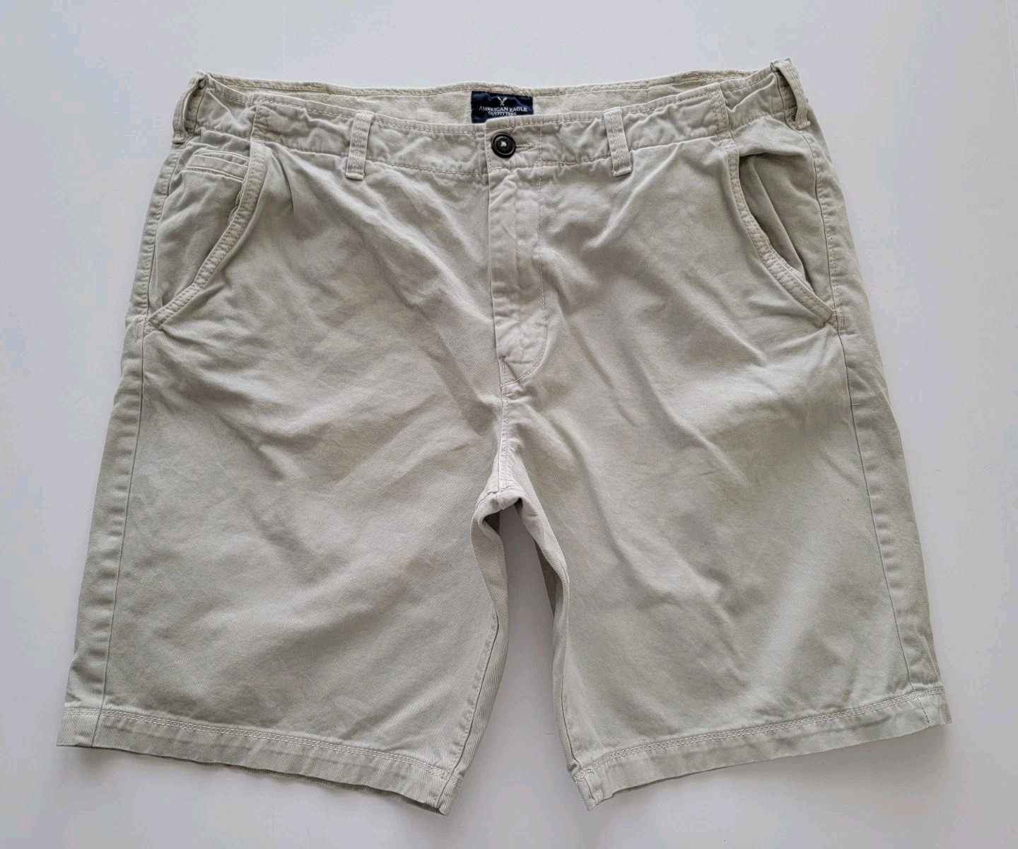 American Eagle CLASSIC Sz 38 x 9.5 Twill Shorts Light Sand