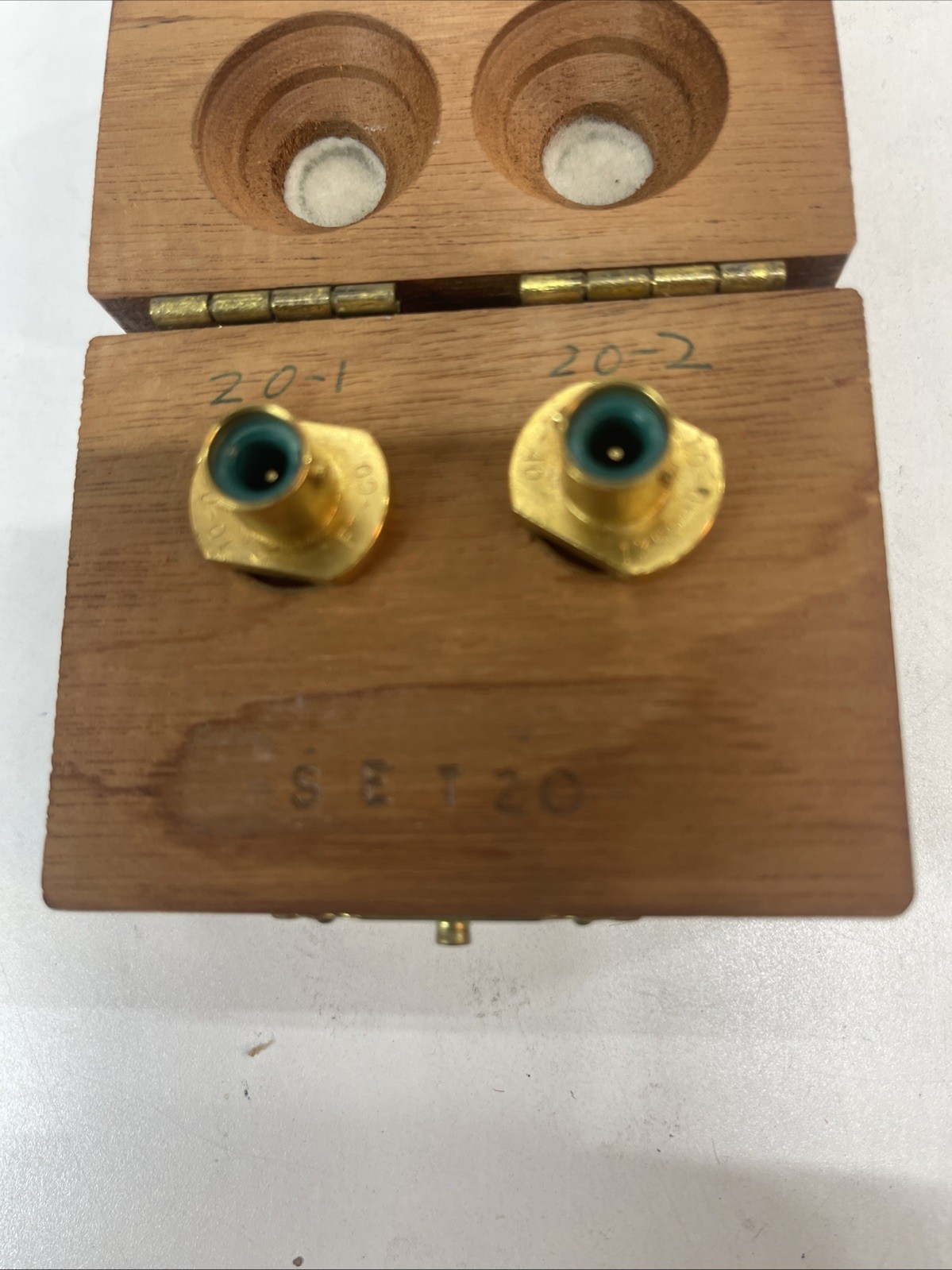 Optical Sensor Standards For Use On BKC #586016-1 THRU-27 (R1) AEC 21482 Ventage