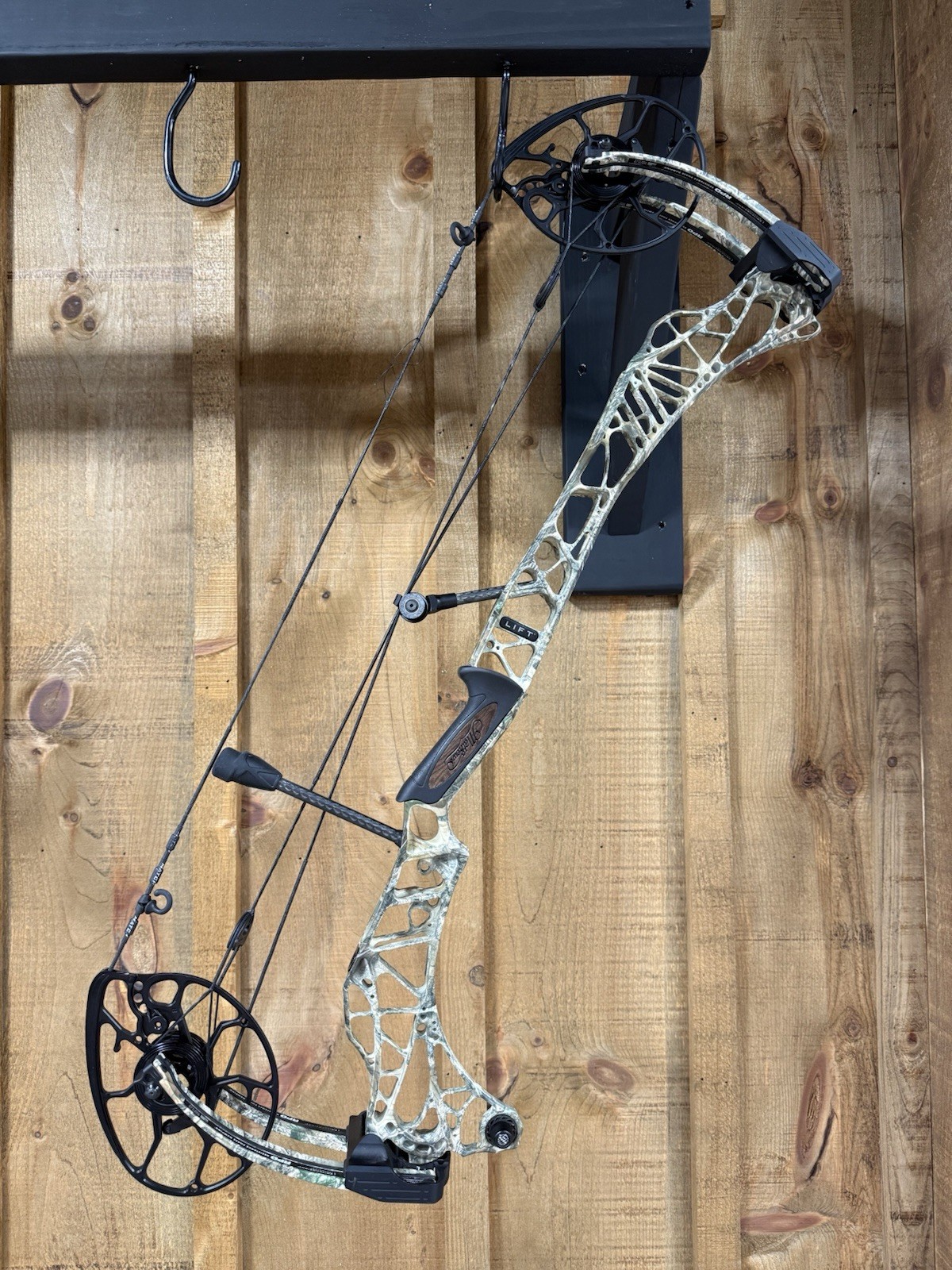 Mathews Lift 29.5 LH