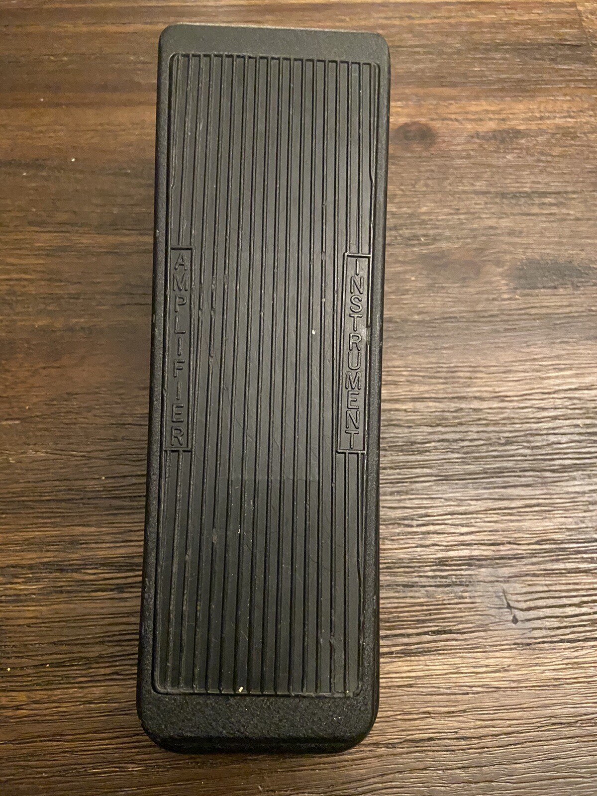 dunlop crybaby wah pedal