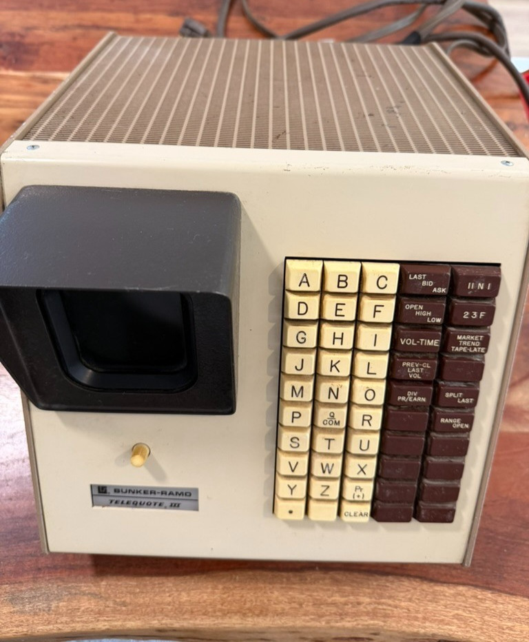 Vintage Bunker-Ramo Telequote III Stock Market Quote Terminal CRT Untested