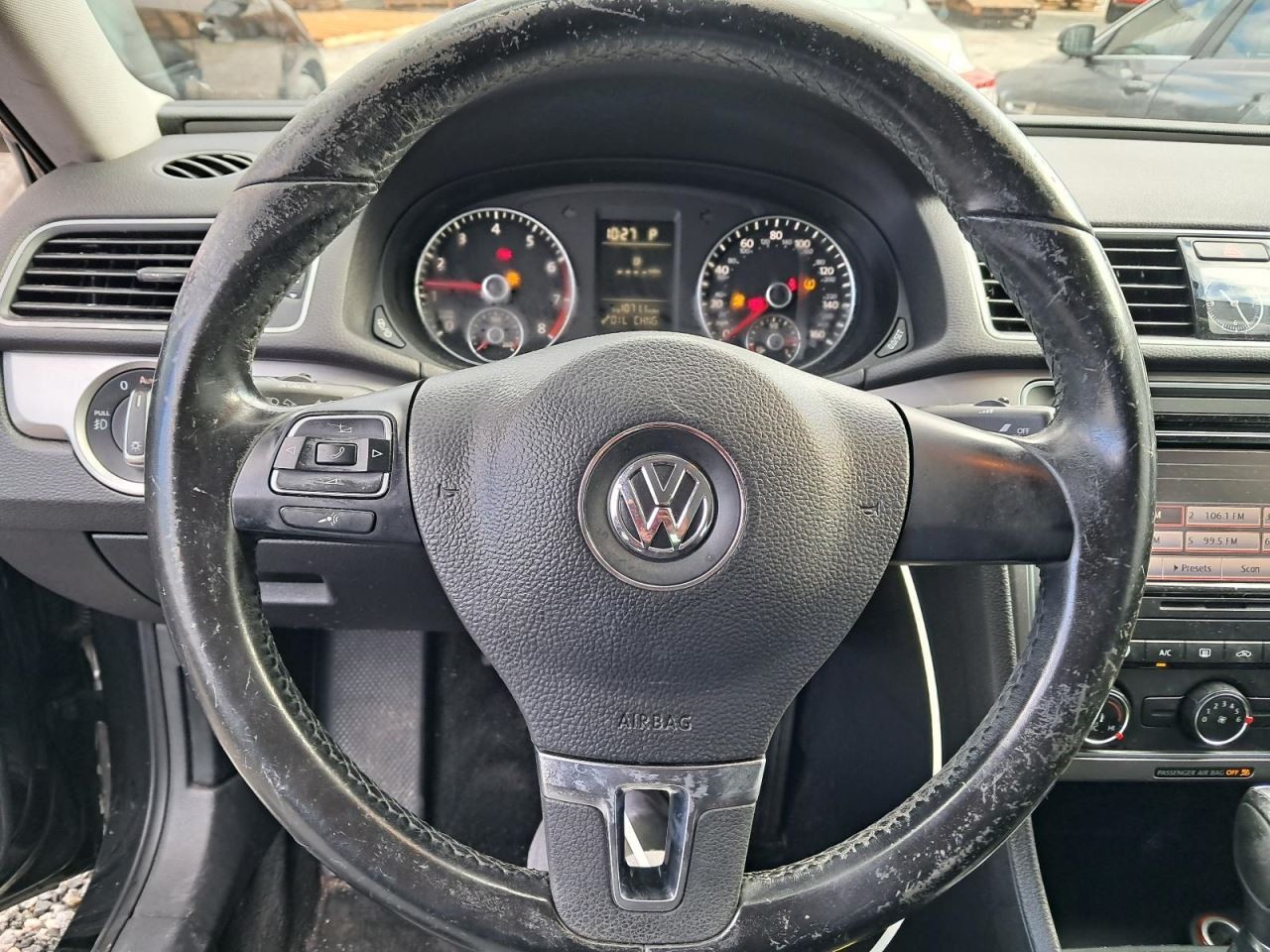 PASSAT 2015 Glove Box 4846745