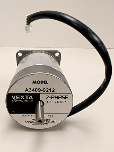 Oriental Motor VEXTA A3409-9212 Stepping Motor 2-PH 7.6VDC 1.05A-New No Box