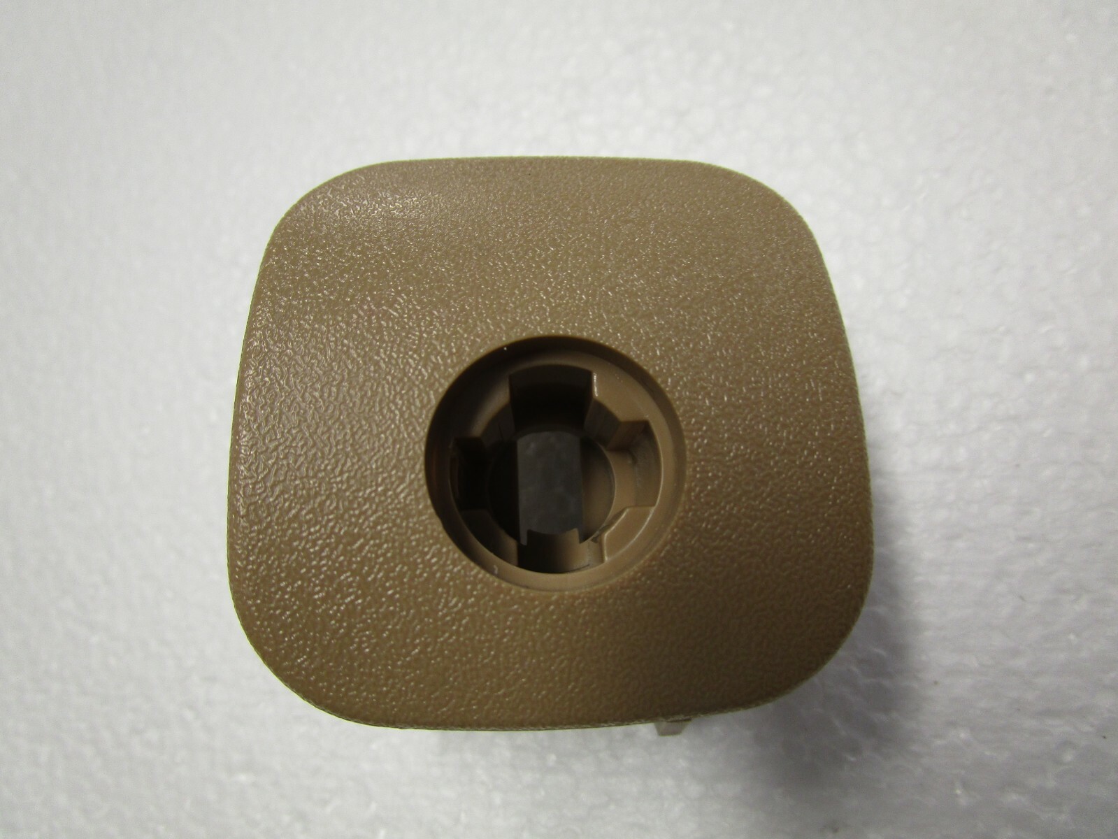 97/04 corvette glove box latch NEW OAK 03 02 01 99 C5  10328824