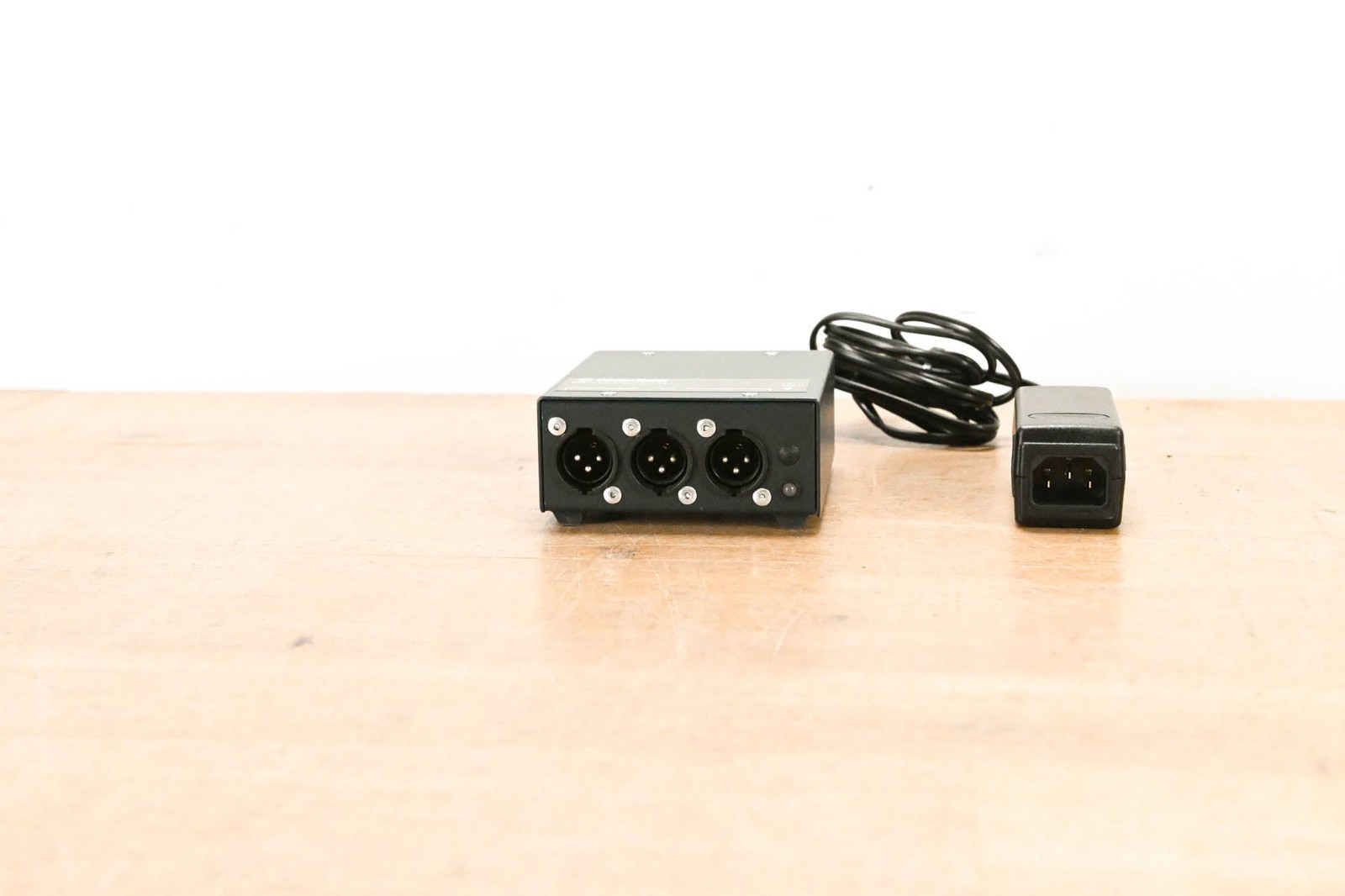 Clear-Com PK-7 Single-Channel Portable Power Supply CG0139Q