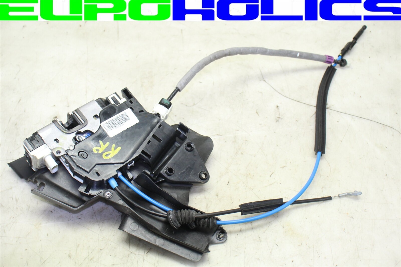 OEM Mercedes W204 C300 08-14 Rear Right RR Door Lock Latch Actuator 2047302435