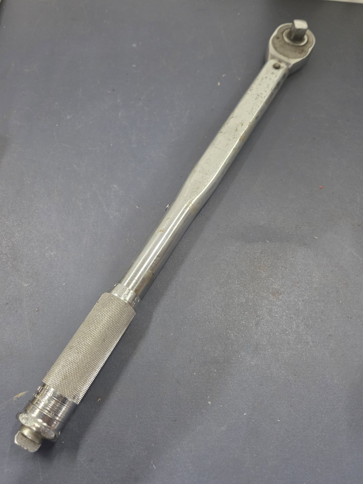 Proto 6016-1 Ratcheting 1/2" Drive Torque Wrench. 10-150 Foot Pounds. 18" Long
