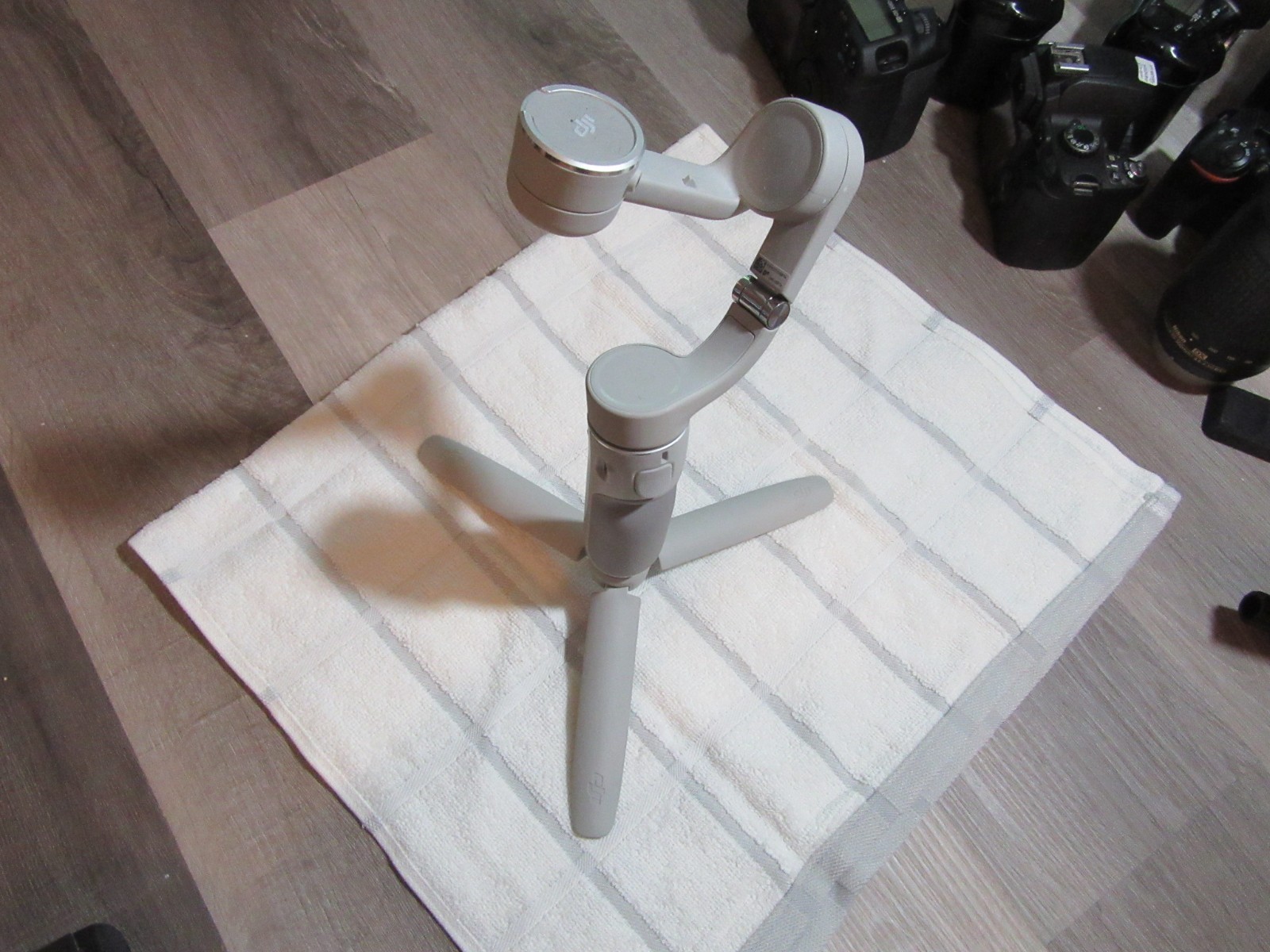 DJI OM 5 Smartphone Gimbal Stabilizer Very Clean and Nice