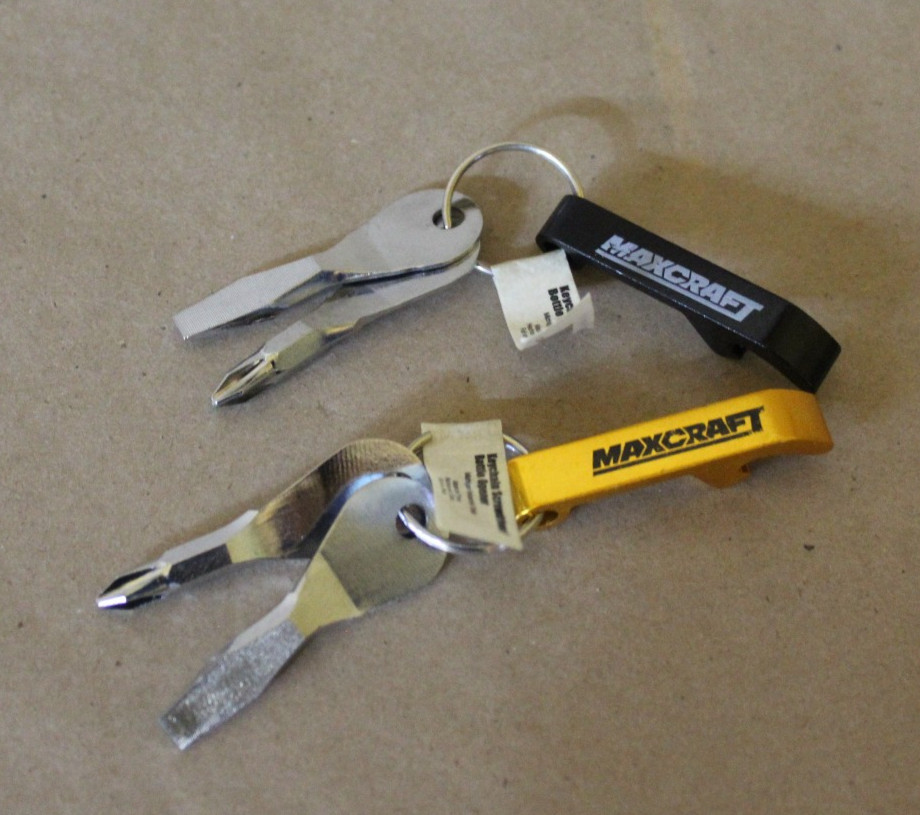 MAXCRAFT 60512 KEYCHAIN SCREWDRIVER / BOTTLE OPENER
