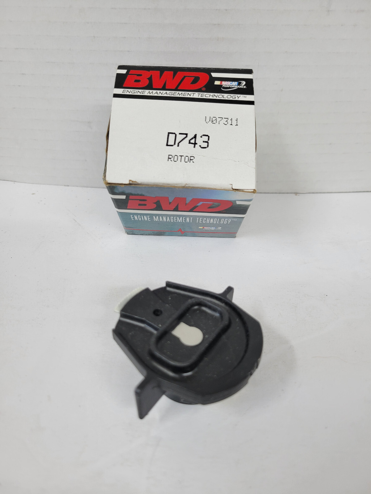 NOB - BWD Distributor Rotor #D743   Fits Nissan
