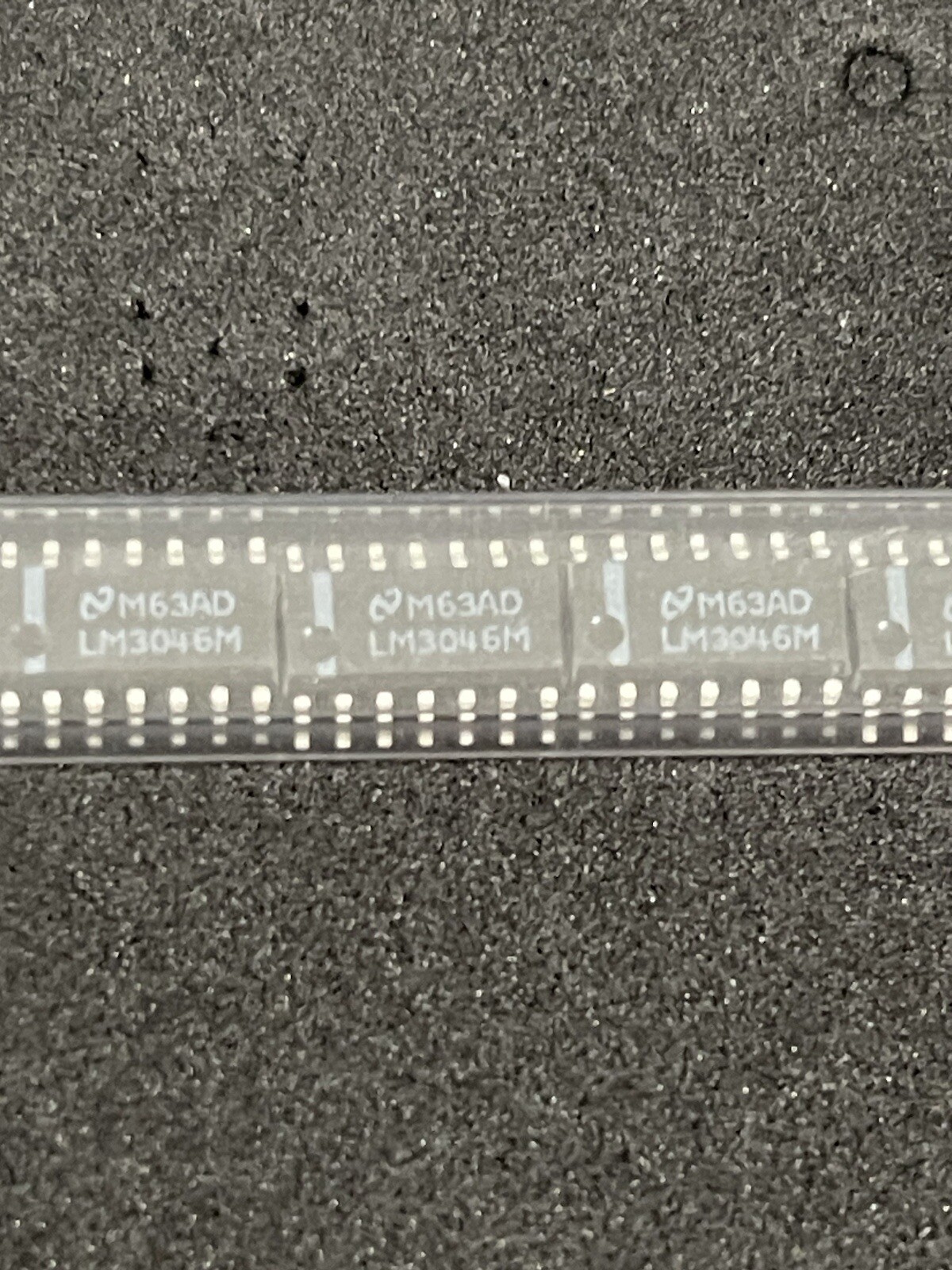 LM3046M IC RF TRANS 5 NPN 15V 14-PIN SOIC NATIONAL SEMI (LOT OF 2)