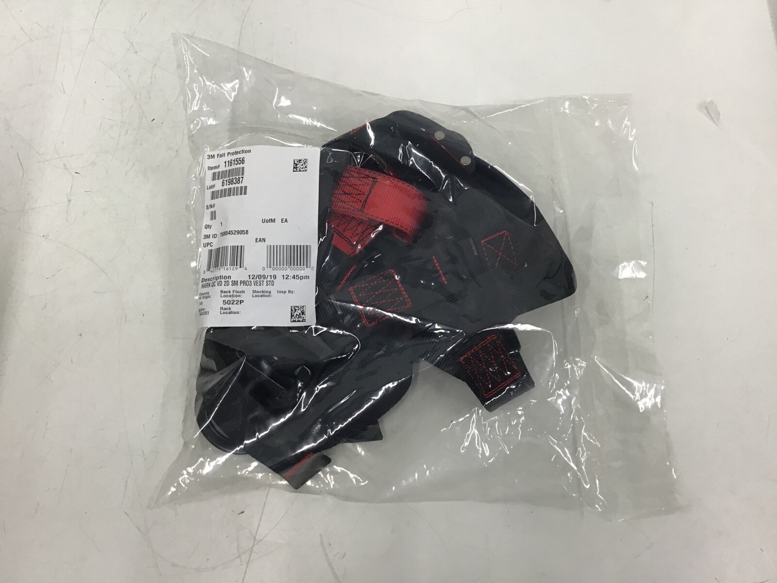 3M PROTECTA - 1161556 Full Body Harness 420 lb Black - S