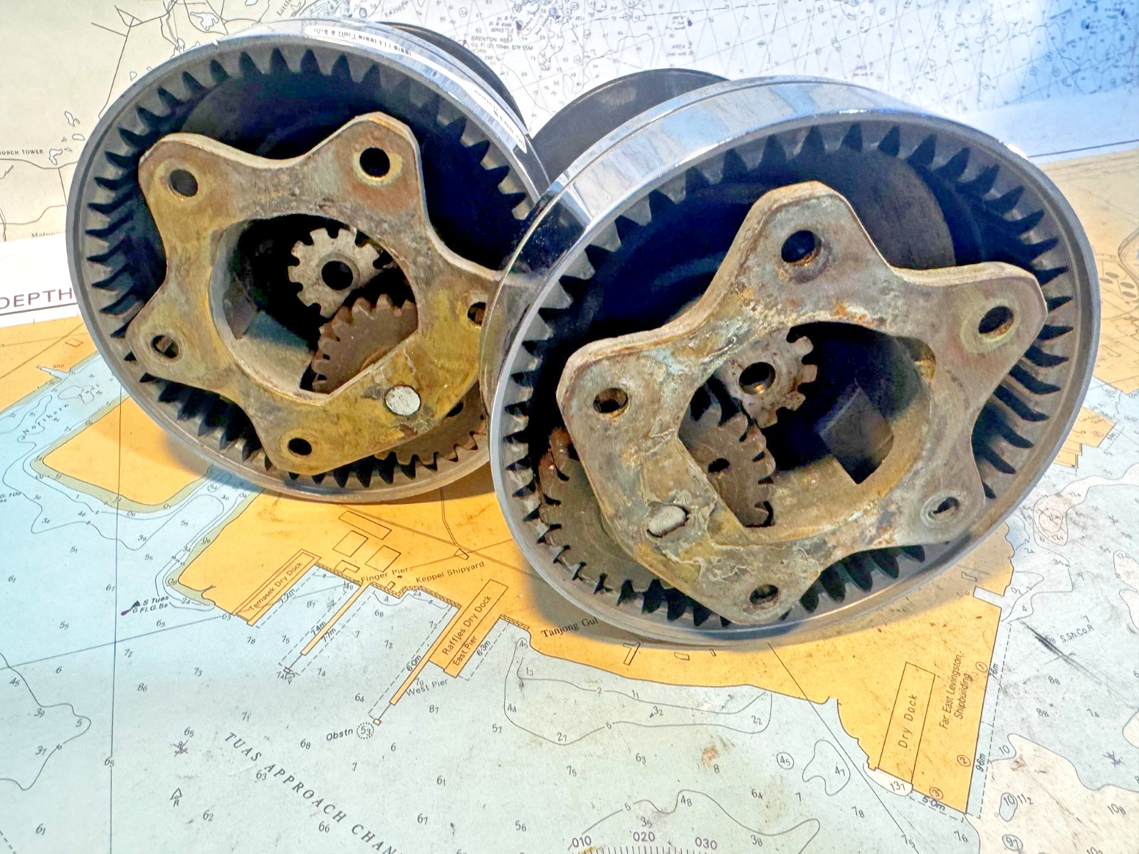 Lewmar Two Speed #24 (1-Pair) Winches