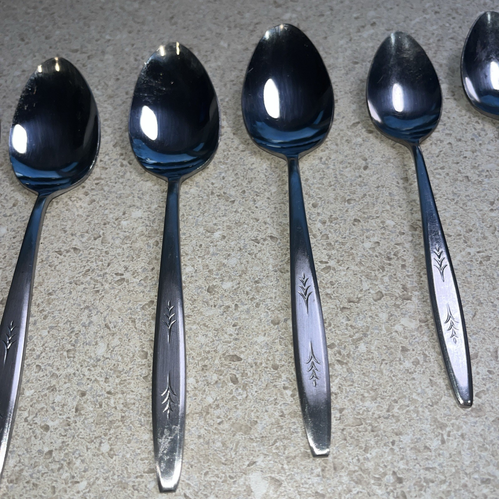 H553A~ EKCO ETERNA STAINLESS FLATWARE JAPAN EKS21 Leaf Sprig Cut Design 6 Spoons