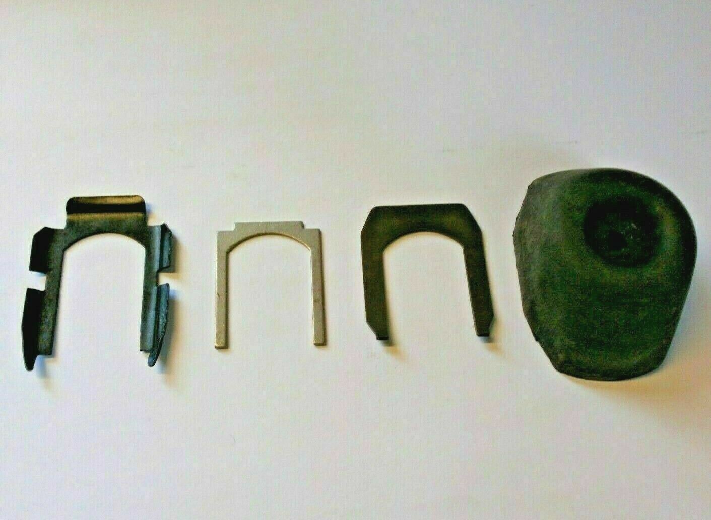 515470 51546 6/7/8  Handbrake Expander Locking Plate & Gaiter Kit Series 1-3
