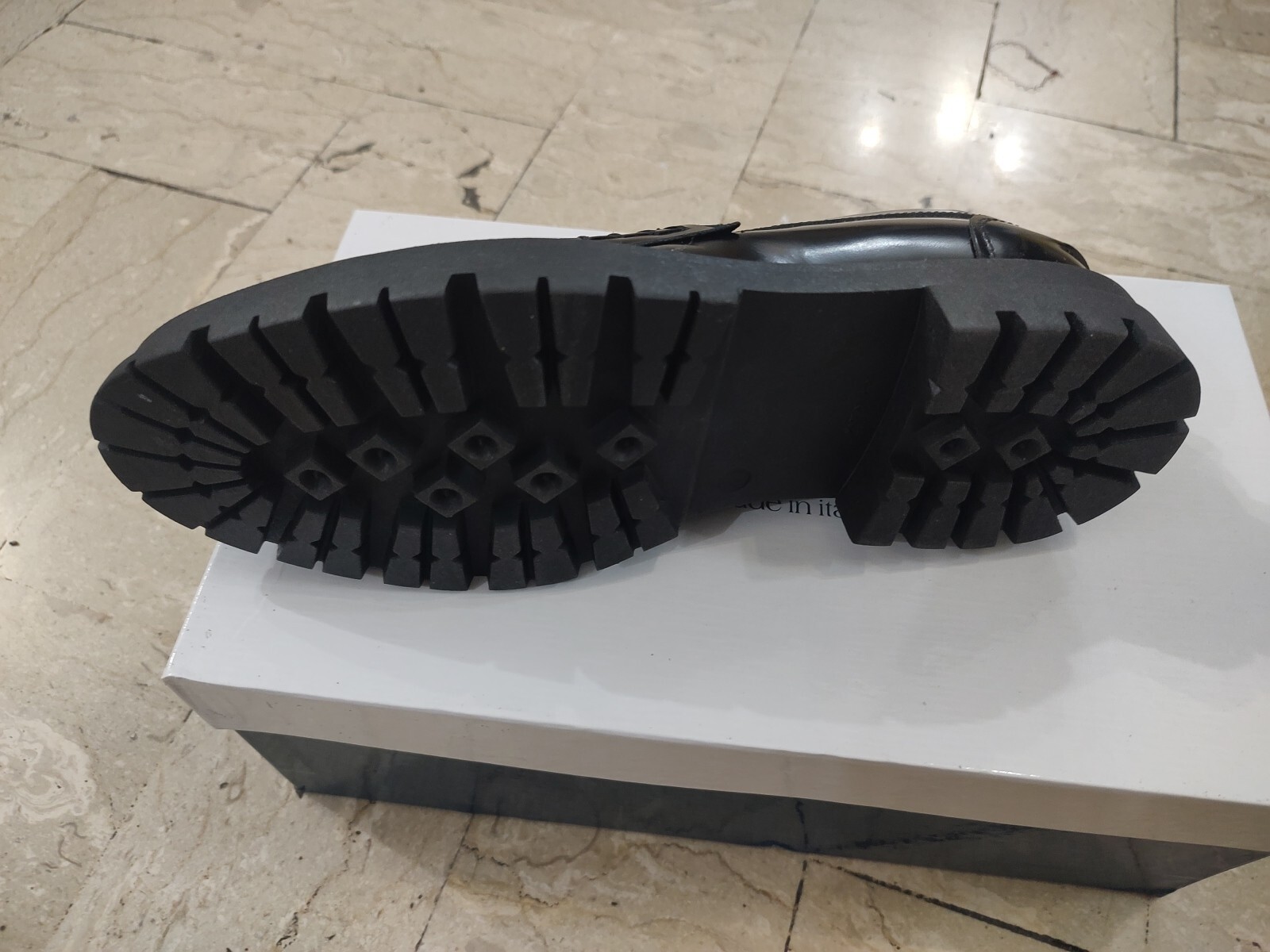 42 College Rock Black Loafer