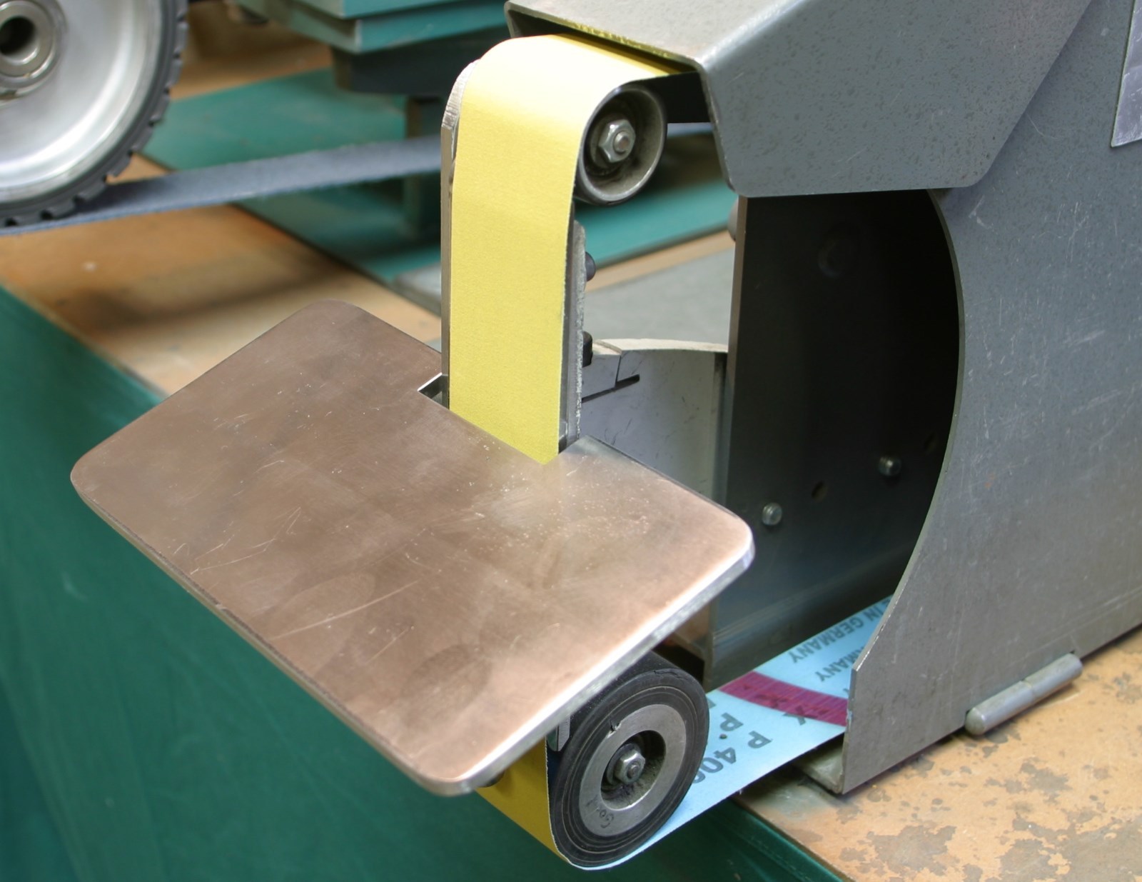 D-D Work / Tool Rest for Jet Wilton Square Wheel Belt Grinders - 14" Table