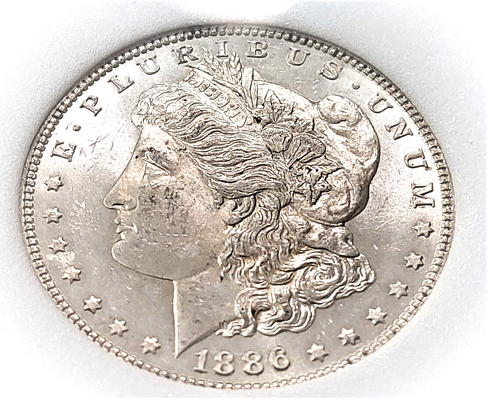 1886 Morgan Dollar! Very sharp details! Uncirculated condition!