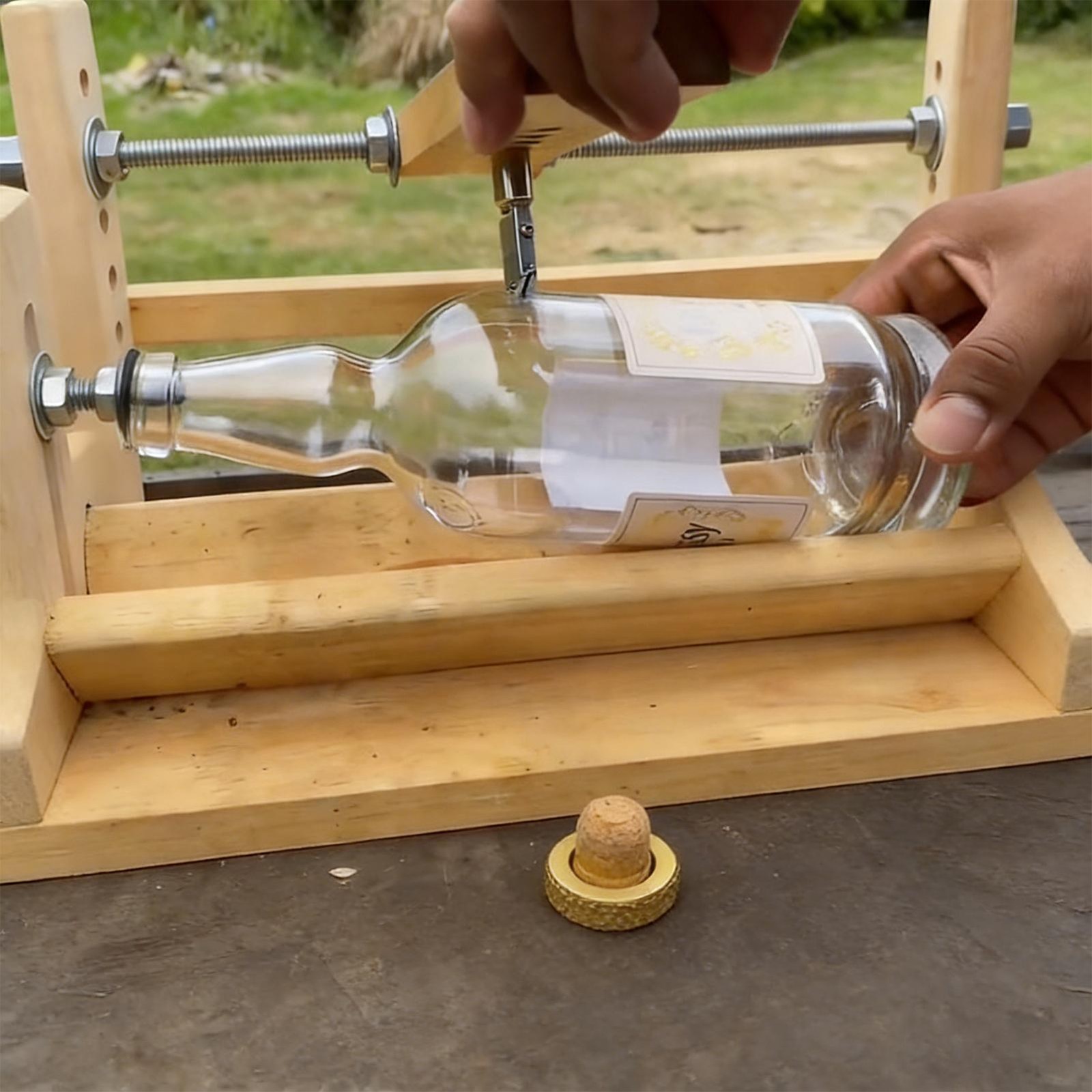 Glass Cutter for Bottles Manual Precision Adjustable Glass Cutting Tool