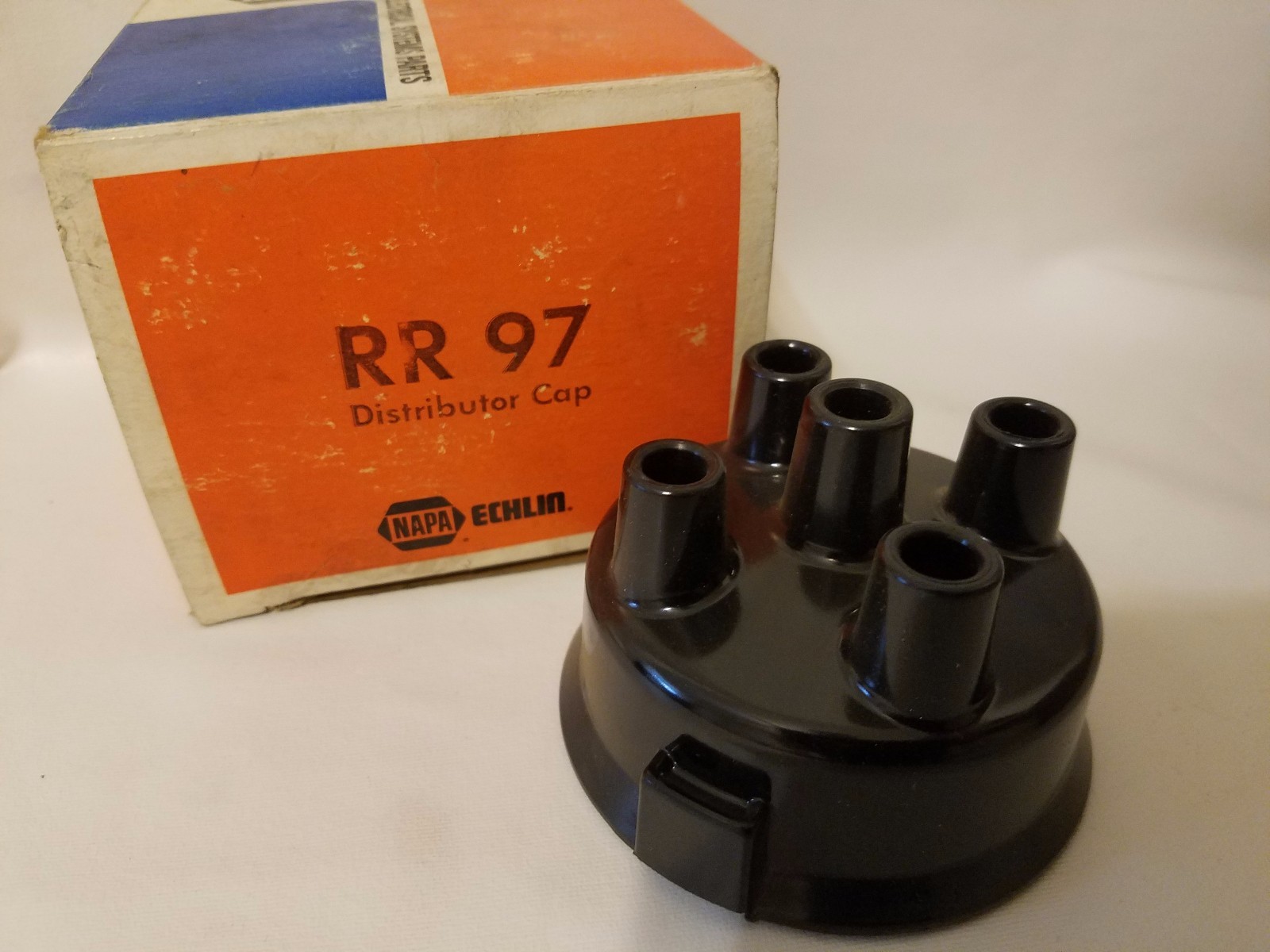 NAPA Echlin RR-97 RR97 Distributor Cap NEW