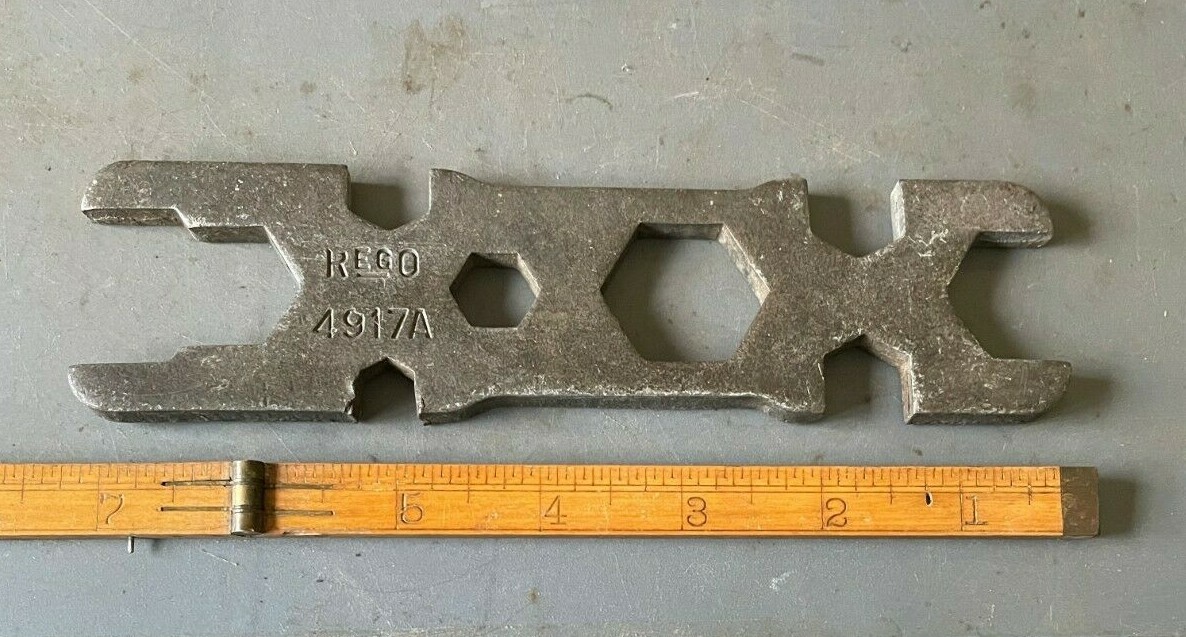 MODEL No. 4917A REGO Tank Torch Regulator MULTI-WRENCH, 9-in-1 WRENCH SIZES