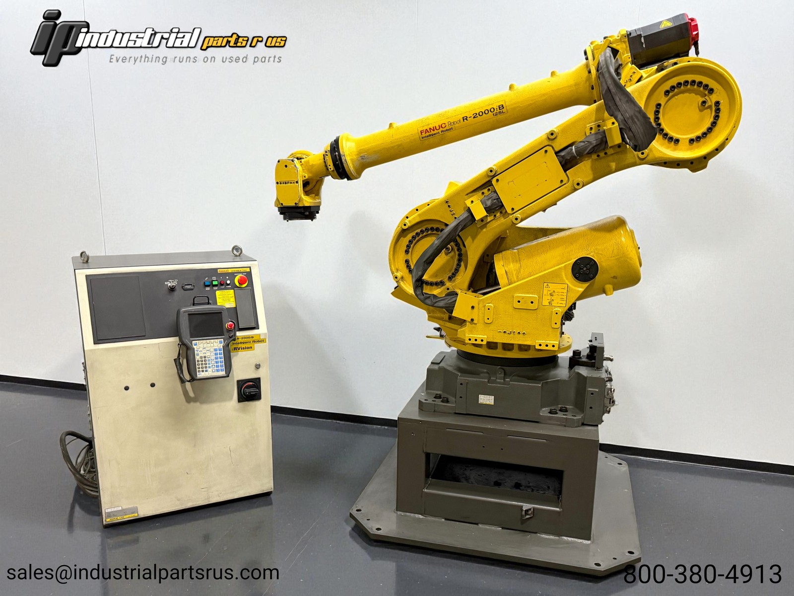 Fanuc R-2000iB/125L Robot R-J3iC Control 125Kg Payload IR Vision Ready Tested