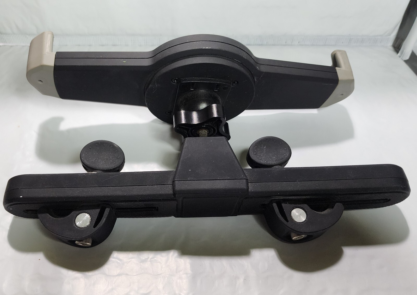 Unbranded Universal Headrest Tablet Mount For 7" To 10.5" Tablets Android Apple!