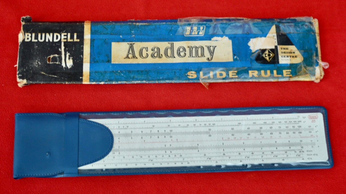 BLUNDELL ACADEMY -  VINTAGE SLIDE RULE!  ENTIRELY SOUND, CLEAN WORKING / CASE