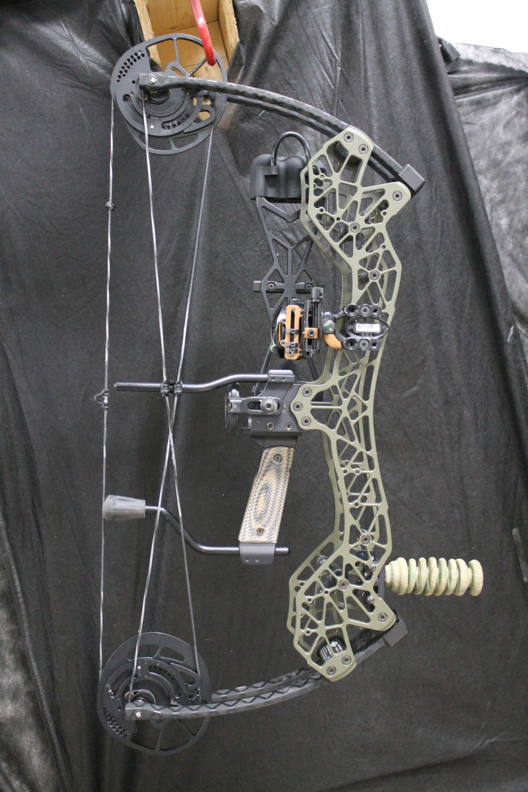 Gearhead Disrupter Pro 24 - RH - 75# - Green - LOADED!!!