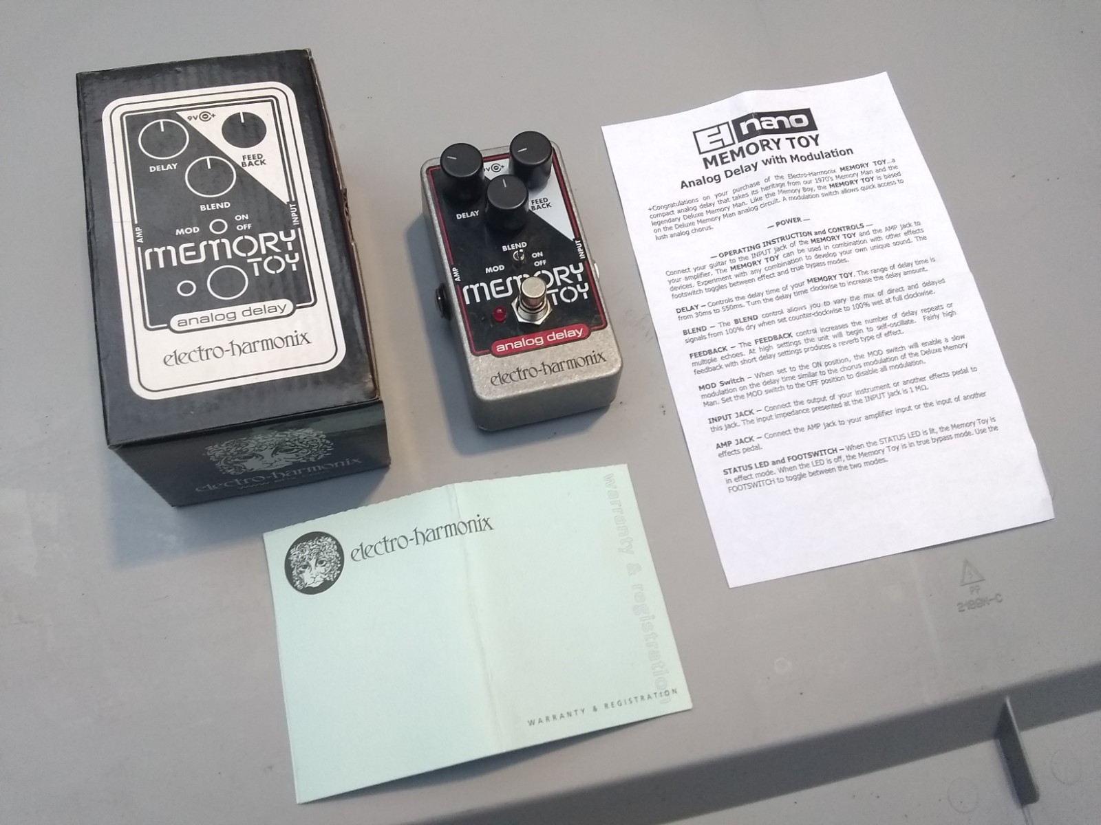 Electro-Harmonix Memory Toy Analog Delay w/ Modulation