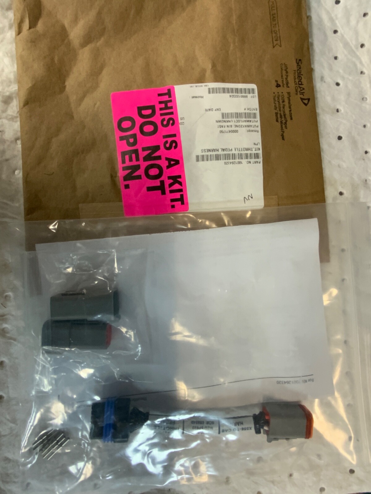 OEM 1001264320 JLG/SKYTRAK THROTTLE PEDAL HARNESS KIT