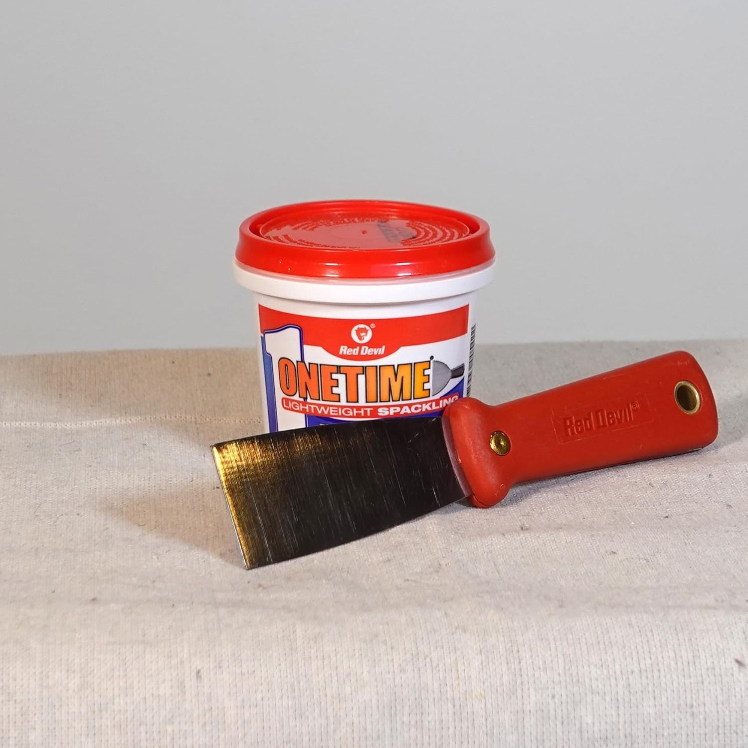 4824 1-1/2" Flex Putty Knife , Black