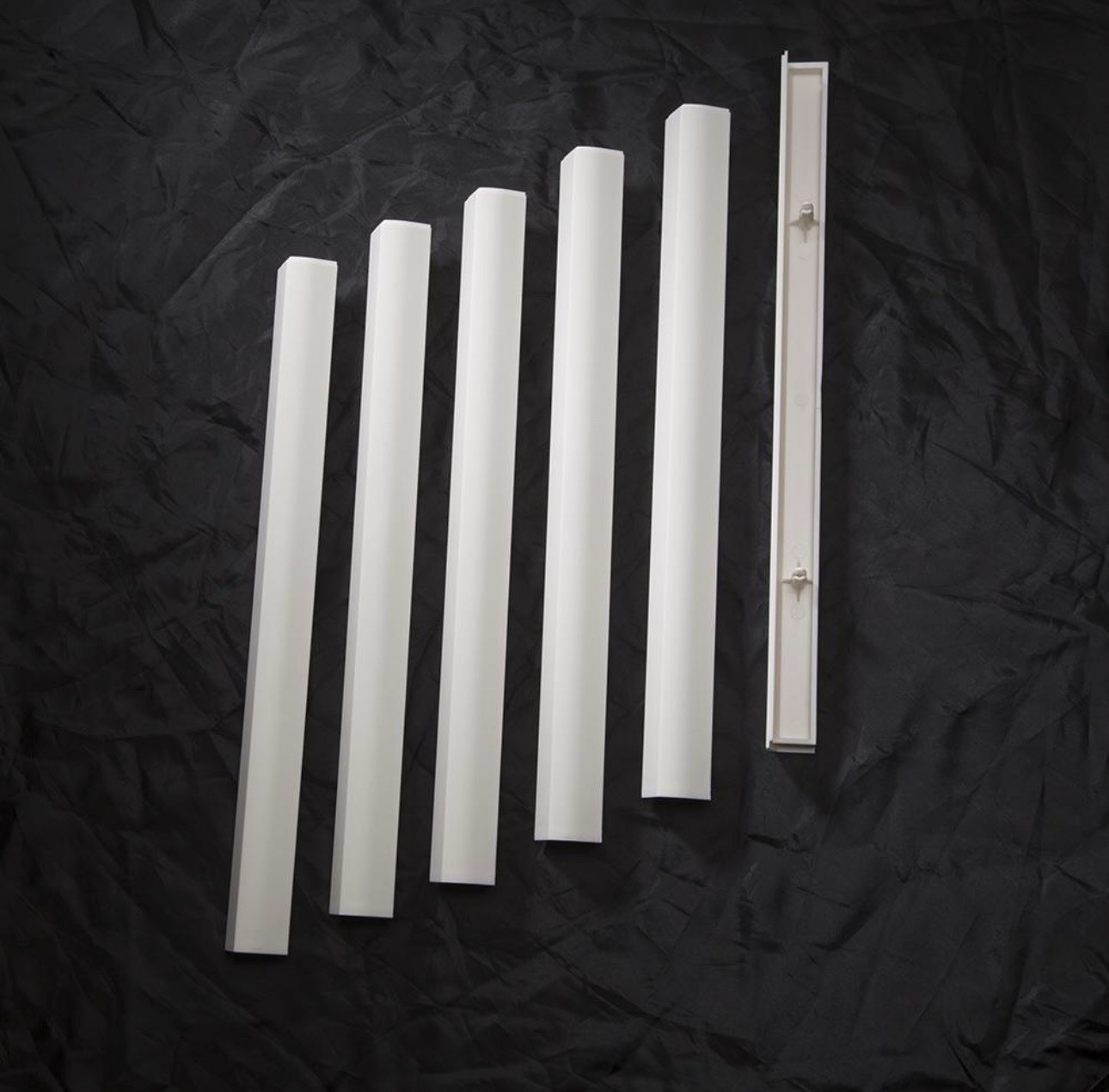 FLOW Wall System Finishing Strip (6 Strips) FWS-FS12-6 White