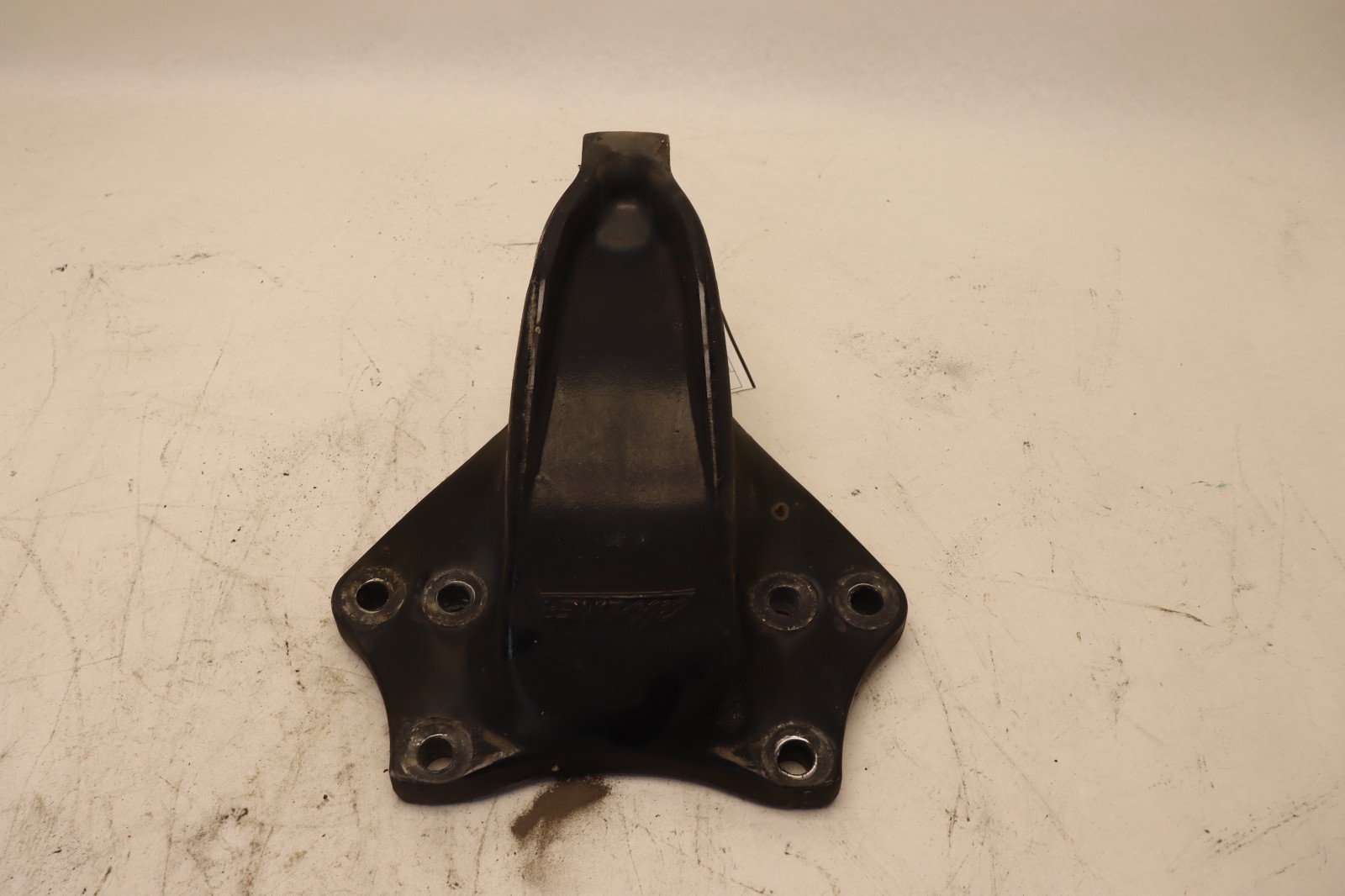 2008-2017 FREIGHTLINER CASCADIA 125 AIRLINER SPRING HANGER BRACKET SUPPORT OEM