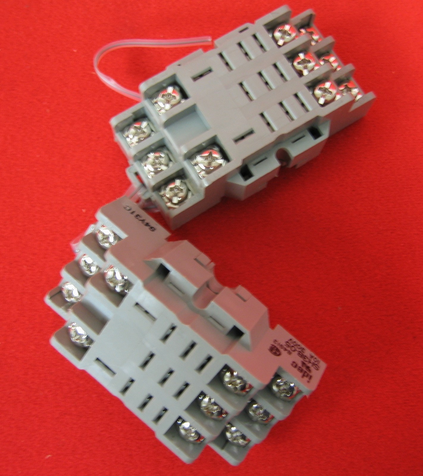 IDEC SH3B-05 10A 300V RELAY SOCKET SOLD AS 1 LOT OF QTY 2 (NEW OTHER)