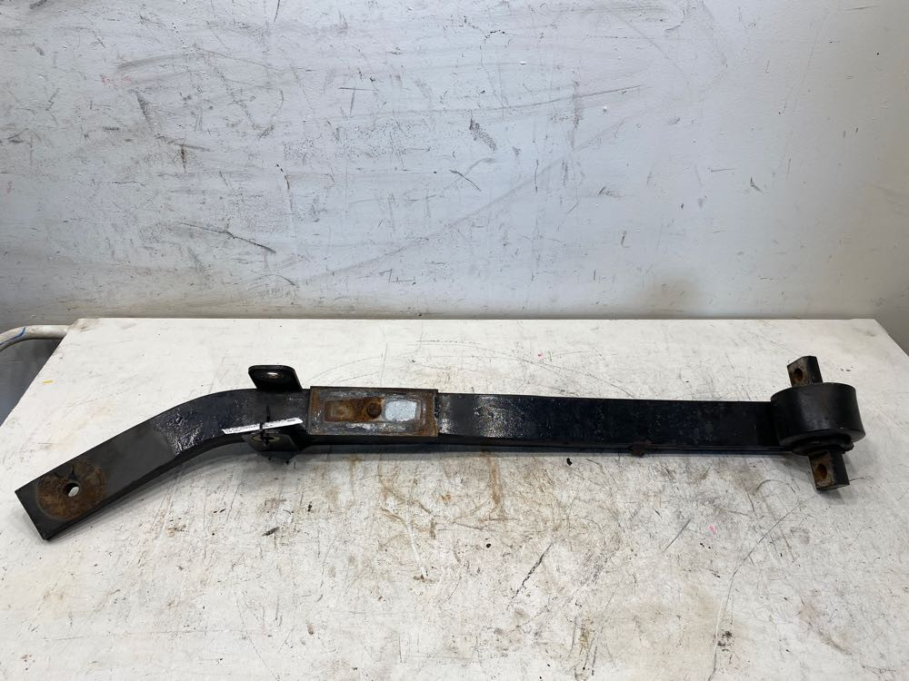 2017 Freightliner Cascadia Leaf Spring A1616413000 (632-14807)