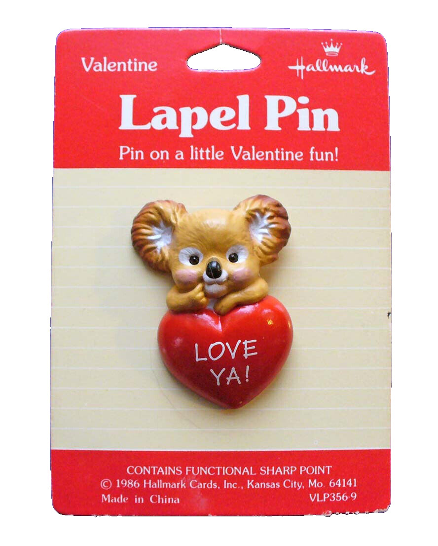 Hallmark PIN Valentines Vintage BEAR KOALA HEART LOVE YA 1986 Brooch NEW* NT
