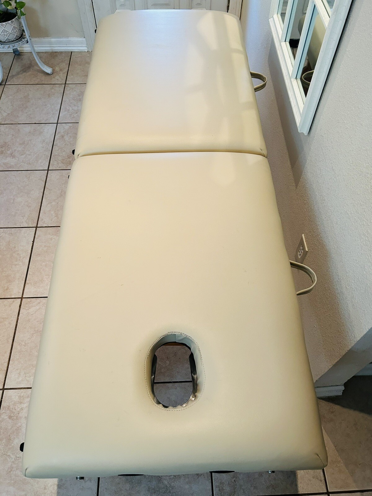 Fold Portable Massage Table - Tan