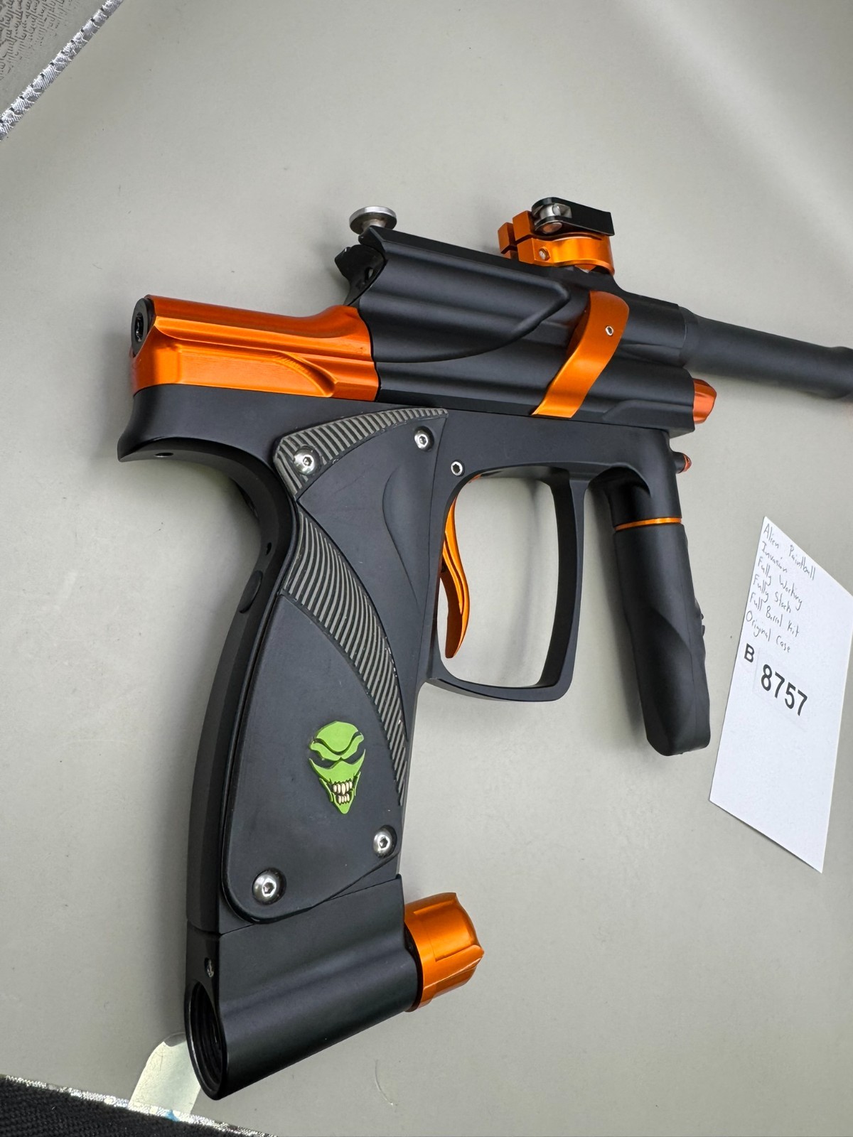 Alien Paintball Invasion - Paintball Marker Fully Working