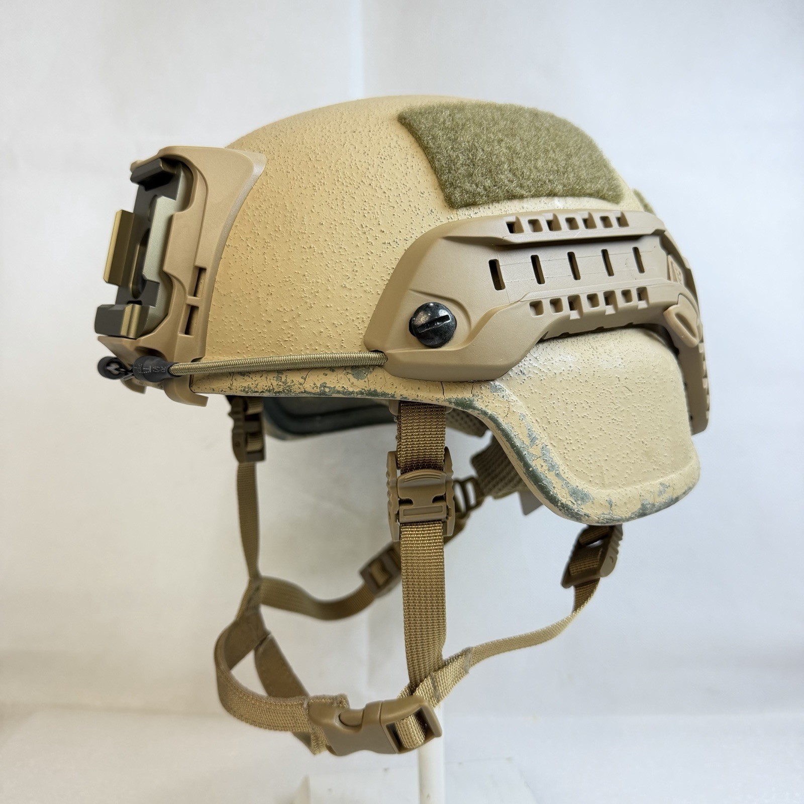 Medium Tan & Coyote Brown ACH Ballistic Military Advanced Combat Helmet MICH MSA