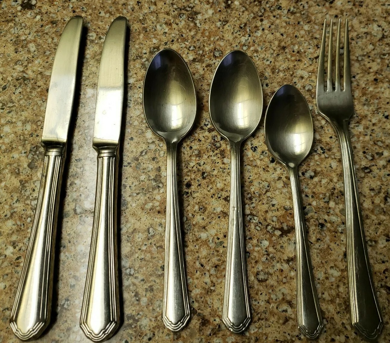 LENOX ARCHWAY Fork Knives spoons  StaInless FLATWARE SCALLOPED TIP set