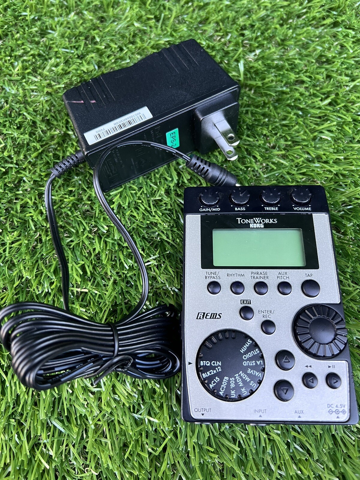 Korg ToneWorks Pandora PX4D Multi-Effect Processor W/Power Supply, READ!