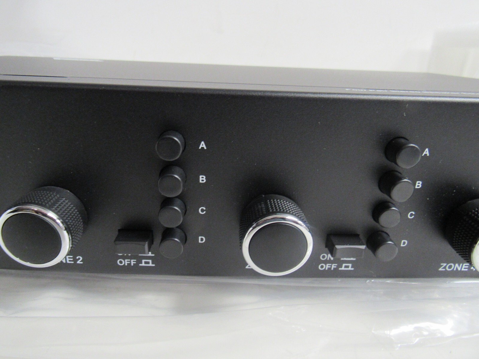 VANCO SS4V four pair Stereo Speaker Selector New In Open Box